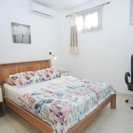 Vista De Lobo Cuatro - 5 Bedroom - Indoor Entertainment Centre - Perfect For Families Playa Blanca (Lanzarote)